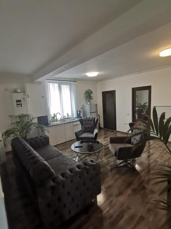 B&P Apartments Mamaia Nord 5 那沃达利 外观 照片