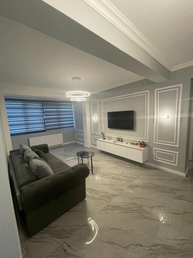 B&P Apartments Mamaia Nord 5 那沃达利 外观 照片